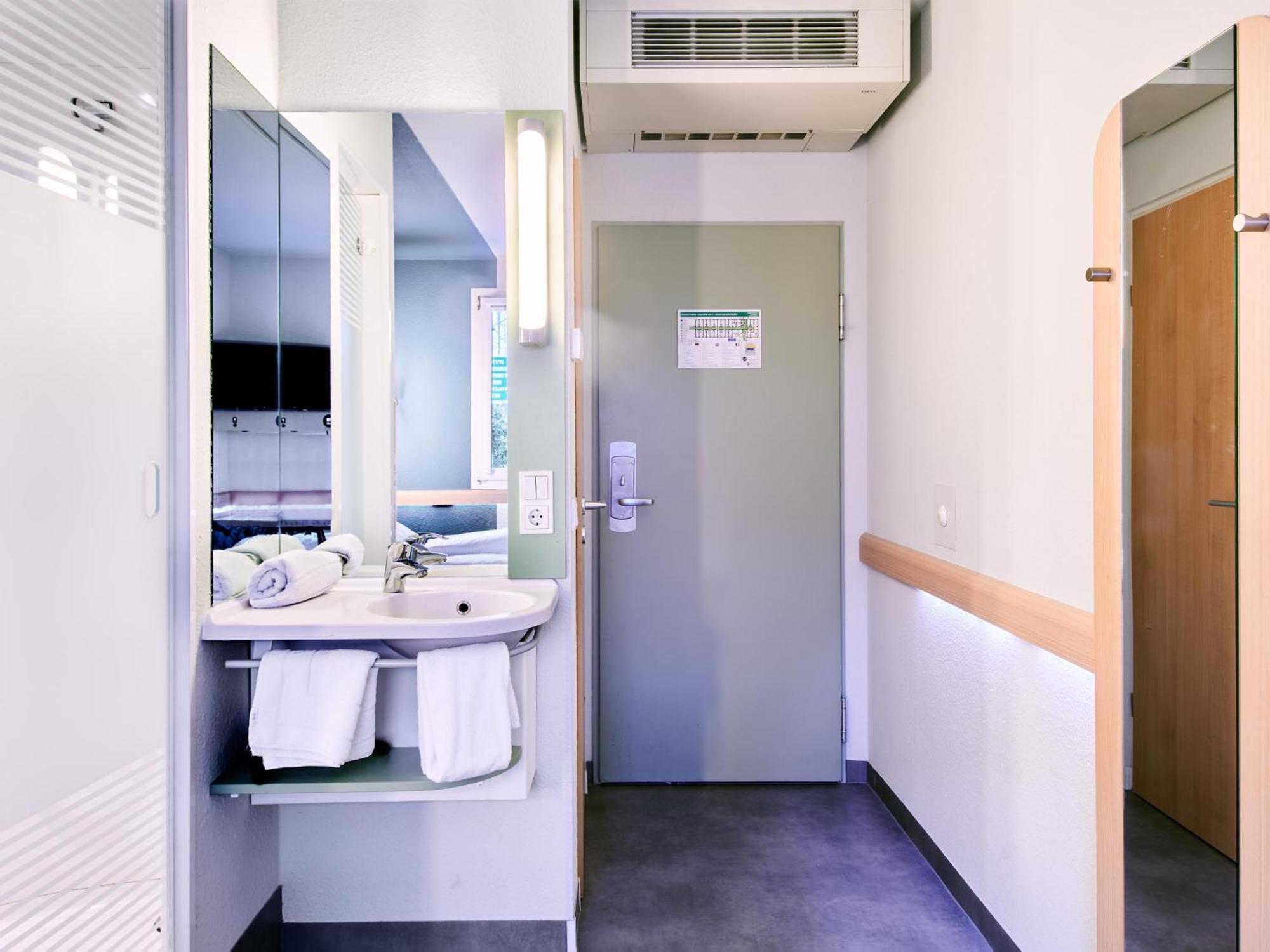 B&B Hotel Hannover-Laatzen Luaran gambar